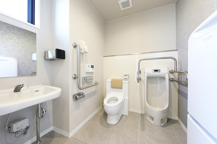 多目的トイレ